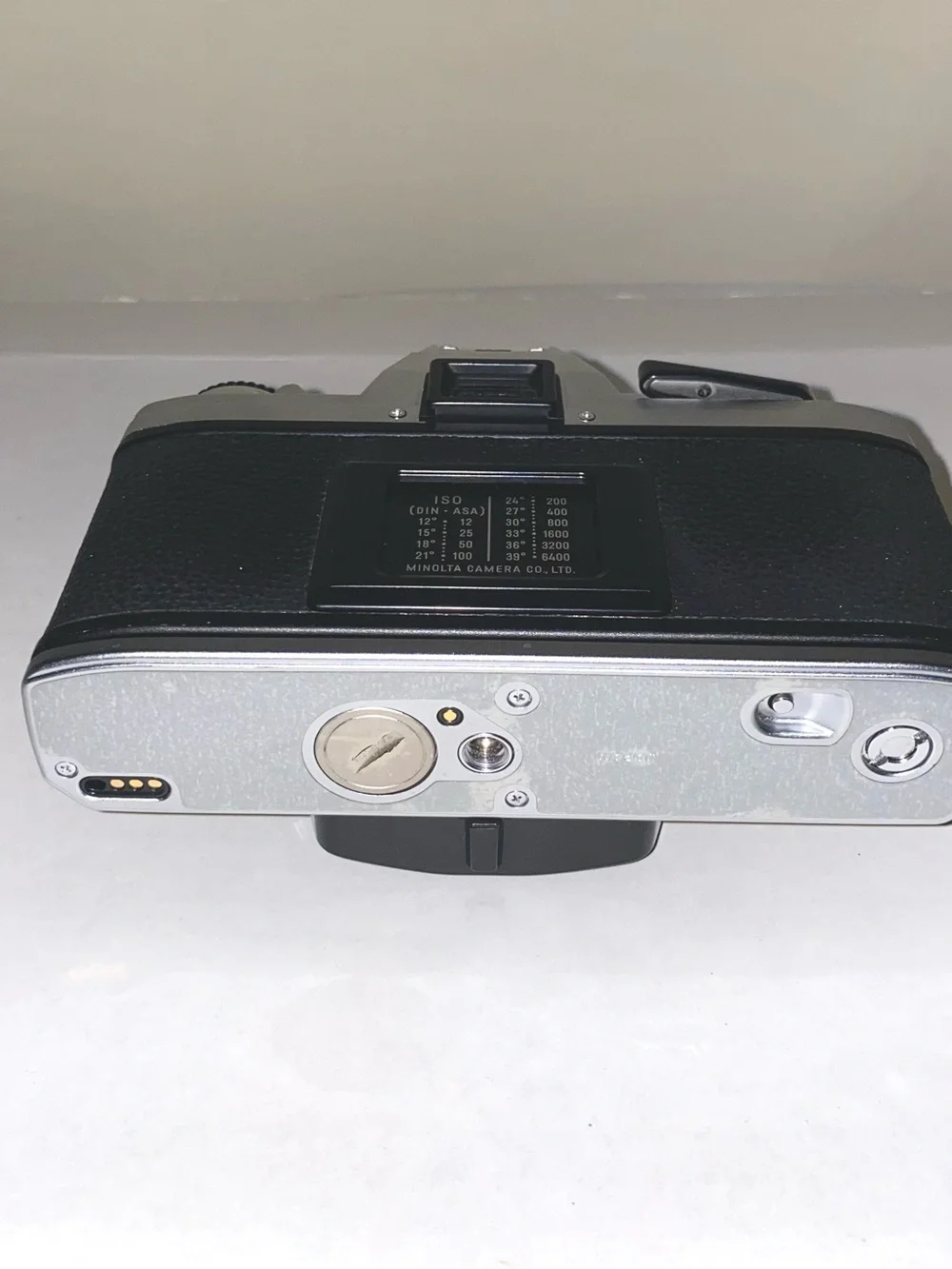 35mm SLR Film X-370 Camera Body Silver & Black. Also 200mm Telephoto Lens. Flash